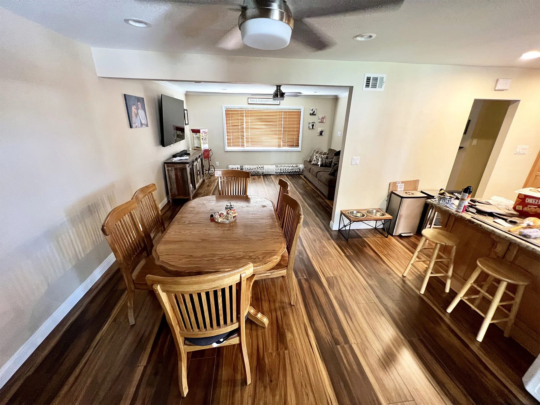 Mike and Molly Diningroom Mike and Molly Diningroom